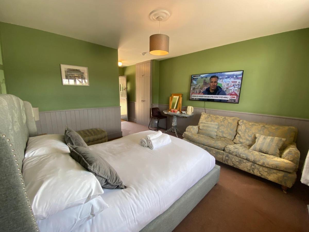 Blazing Donkey Countryside Retreat Hotel Сануидж Екстериор снимка