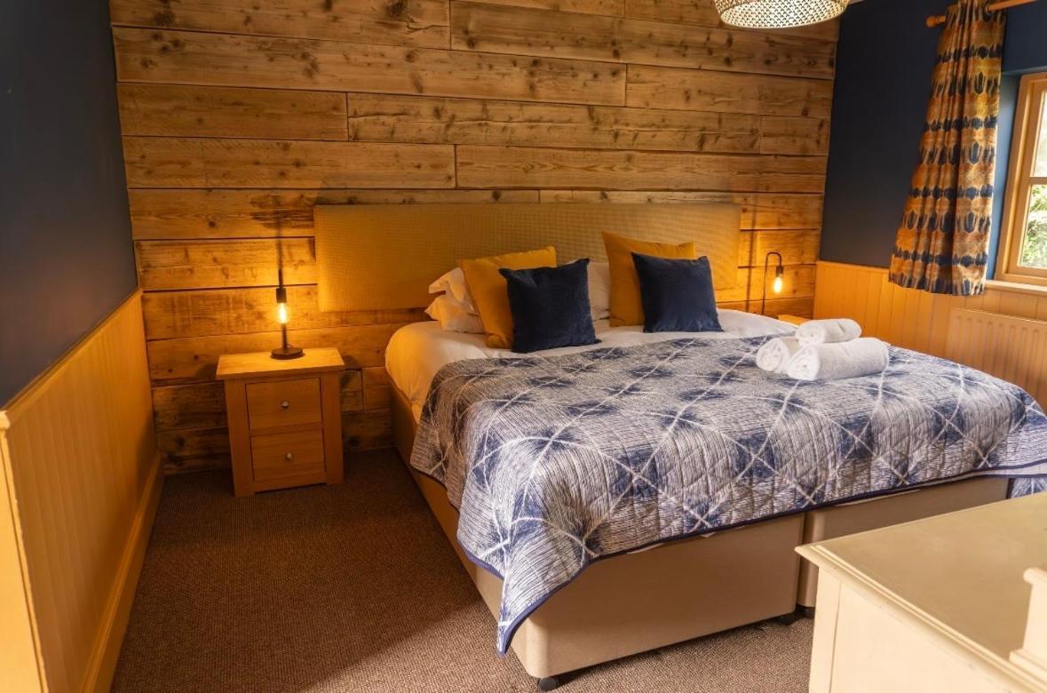 Blazing Donkey Countryside Retreat Hotel Сануидж Екстериор снимка