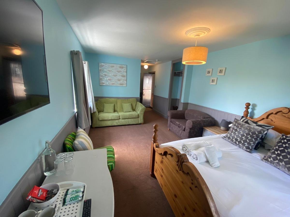 Blazing Donkey Countryside Retreat Hotel Сануидж Екстериор снимка
