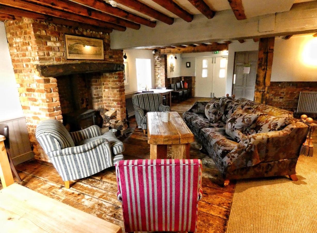 Blazing Donkey Countryside Retreat Hotel Сануидж Екстериор снимка