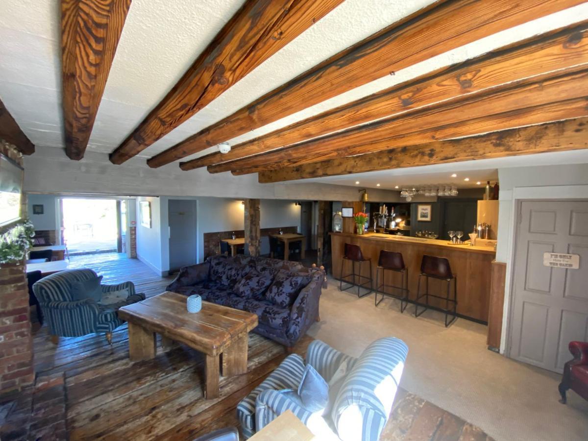 Blazing Donkey Countryside Retreat Hotel Сануидж Екстериор снимка