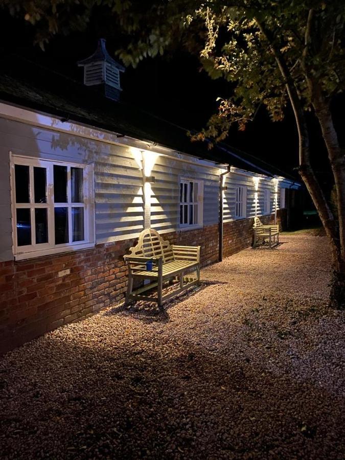 Blazing Donkey Countryside Retreat Hotel Сануидж Екстериор снимка