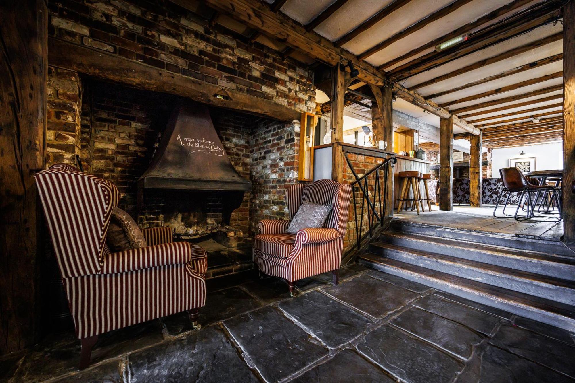 Blazing Donkey Countryside Retreat Hotel Сануидж Екстериор снимка