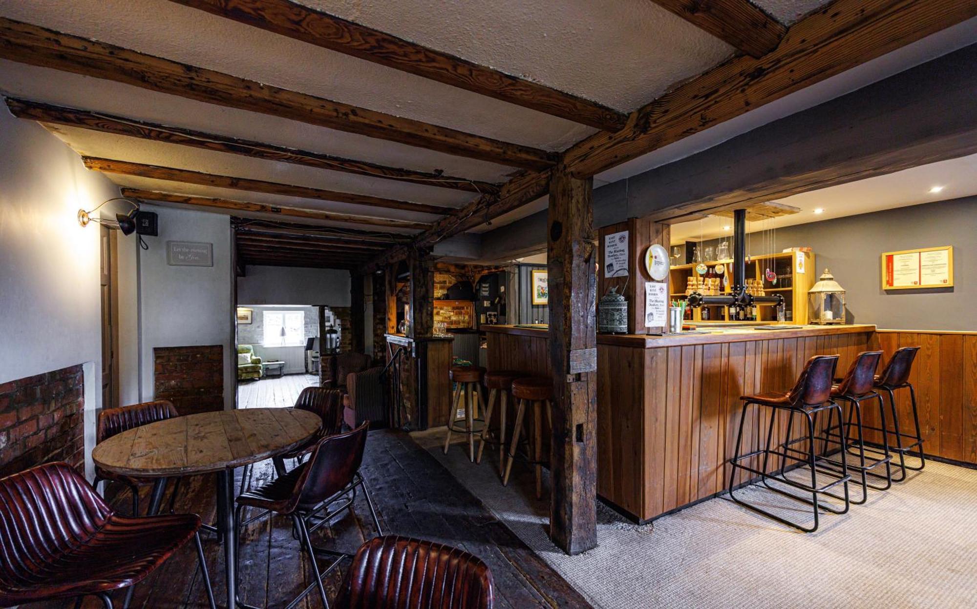 Blazing Donkey Countryside Retreat Hotel Сануидж Екстериор снимка